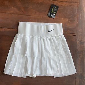 NIKE Court Advantage Tennis Skirt - Brand New - XS